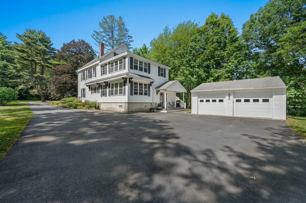 110 Brook Road Falmouth ME 04105