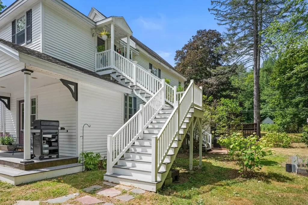 110 Brook Road Falmouth ME 04105