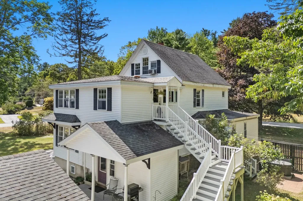 110 Brook Road Falmouth ME 04105