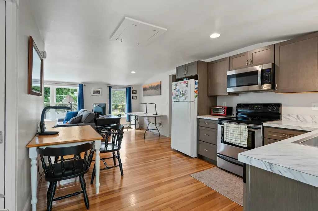110 Brook Road Falmouth ME 04105