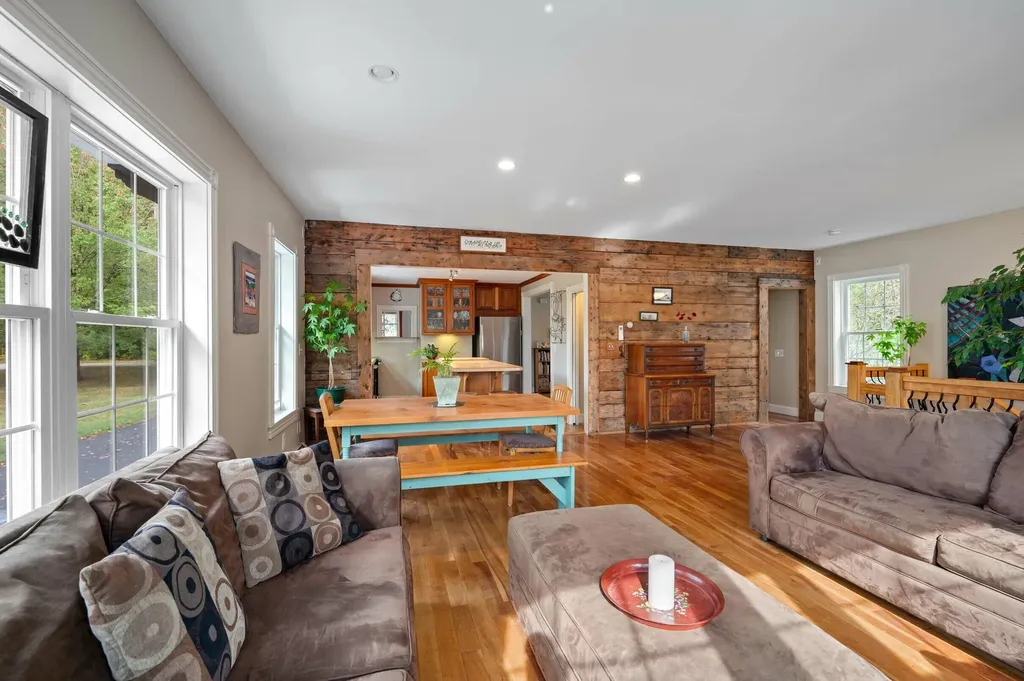 110 Brook Road Falmouth ME 04105