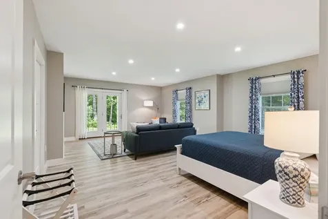 83 Hoyt Drive Monmouth ME 04259