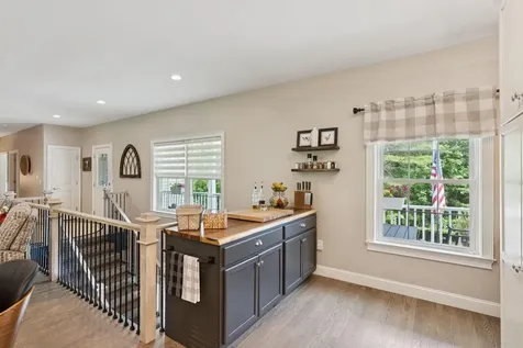 83 Hoyt Drive Monmouth ME 04259