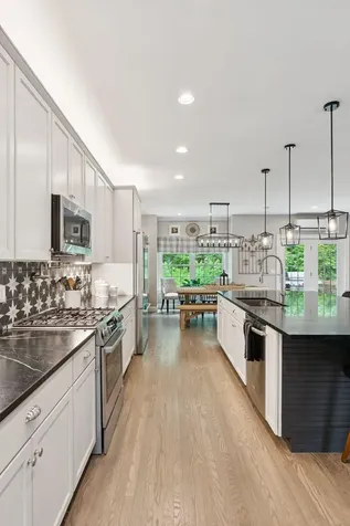 83 Hoyt Drive Monmouth ME 04259