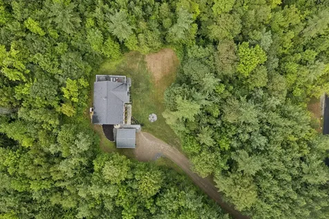 83 Hoyt Drive Monmouth ME 04259