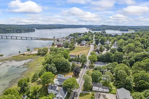 41 Federal Street Wiscasset ME 04578