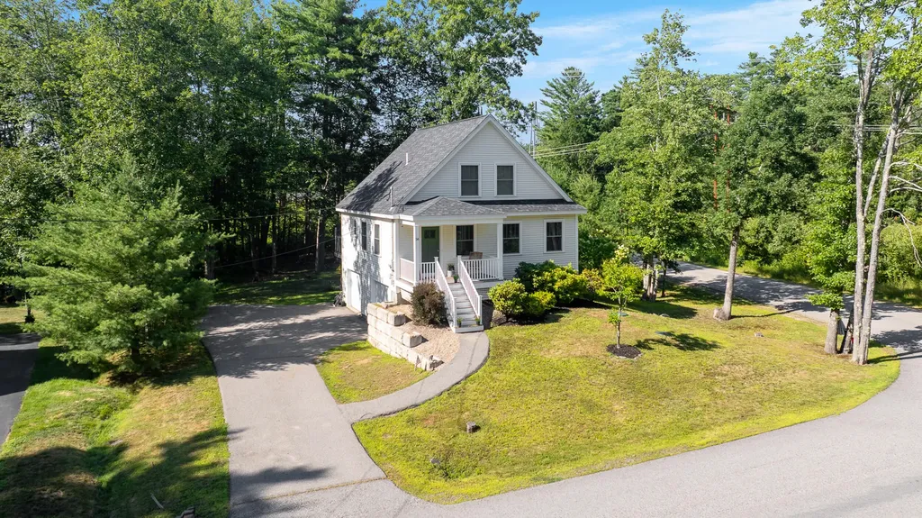 56 Stacy Lane Eliot ME 03903