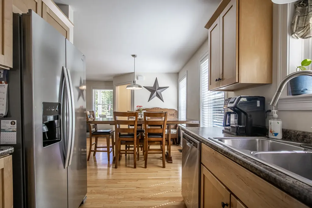 56 Stacy Lane Eliot ME 03903
