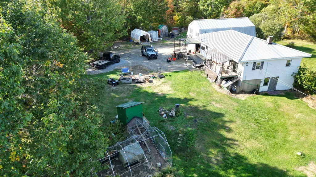 22 Boardman Way Belfast ME 04915