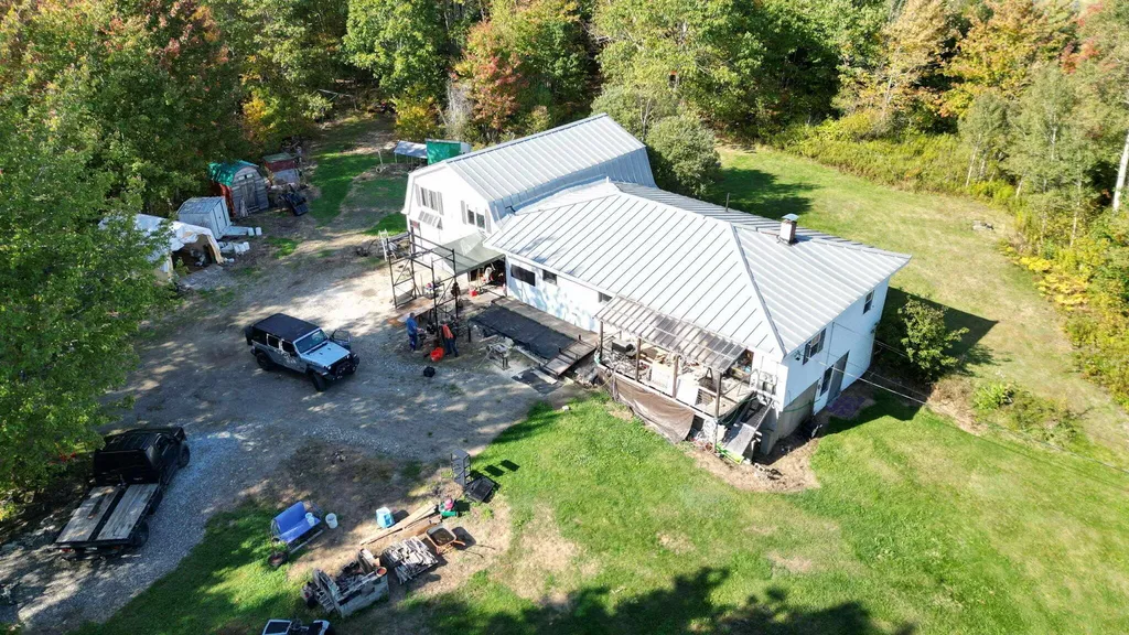 22 Boardman Way Belfast ME 04915