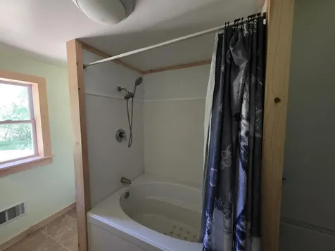 22 Boardman Way Belfast ME 04915
