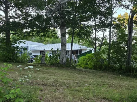 22 Boardman Way Belfast ME 04915