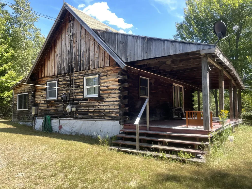 208 Chadbourne Road Harmony ME 04942