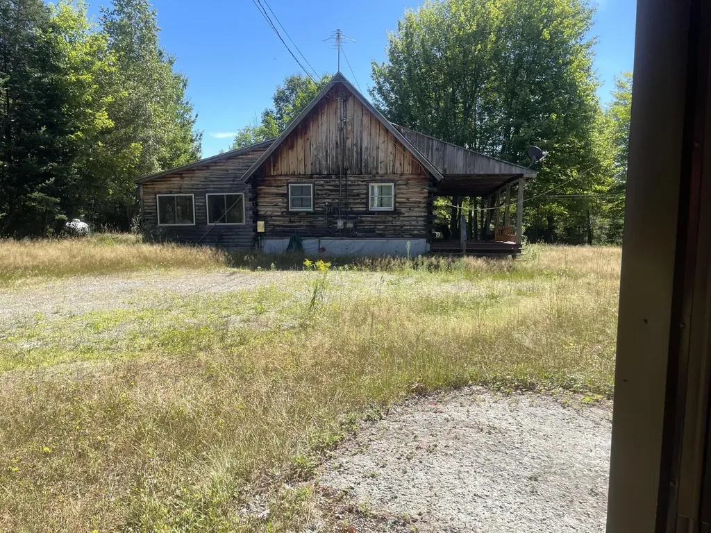 208 Chadbourne Road Harmony ME 04942