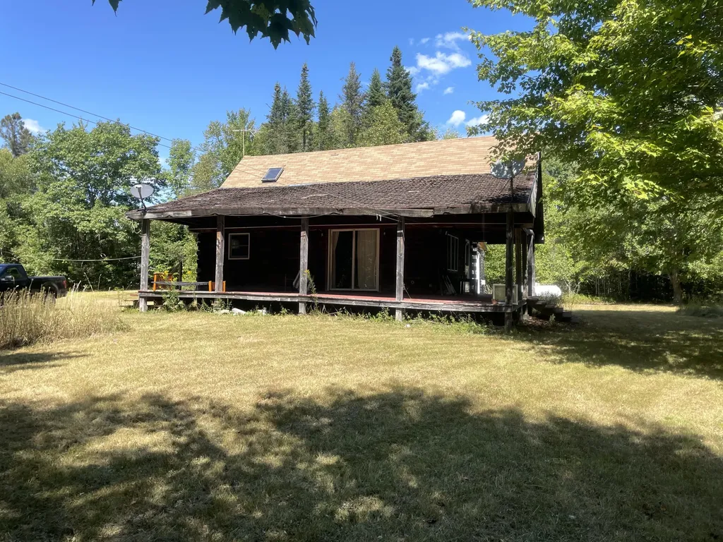 208 Chadbourne Road Harmony ME 04942