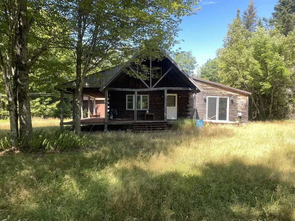 208 Chadbourne Road Harmony ME 04942