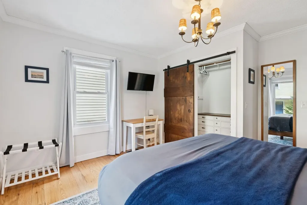 20 Tate Street Portland ME 04102