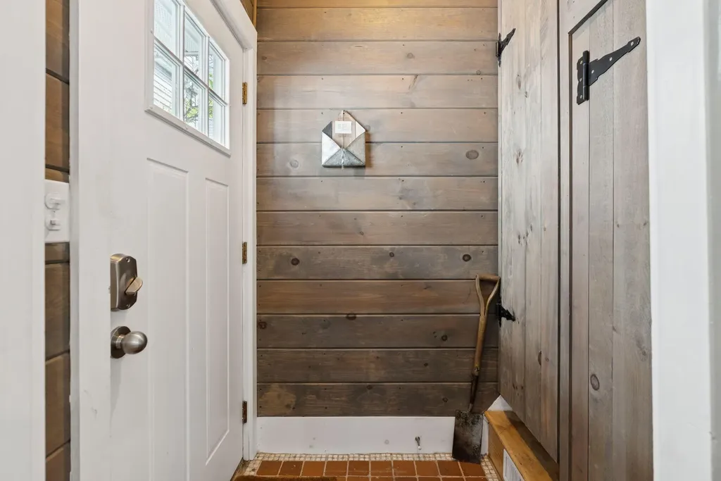 20 Tate Street Portland ME 04102