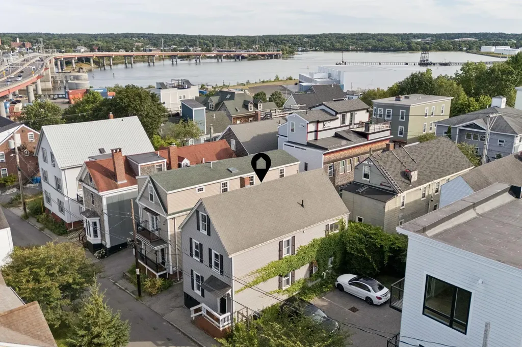 20 Tate Street Portland ME 04102