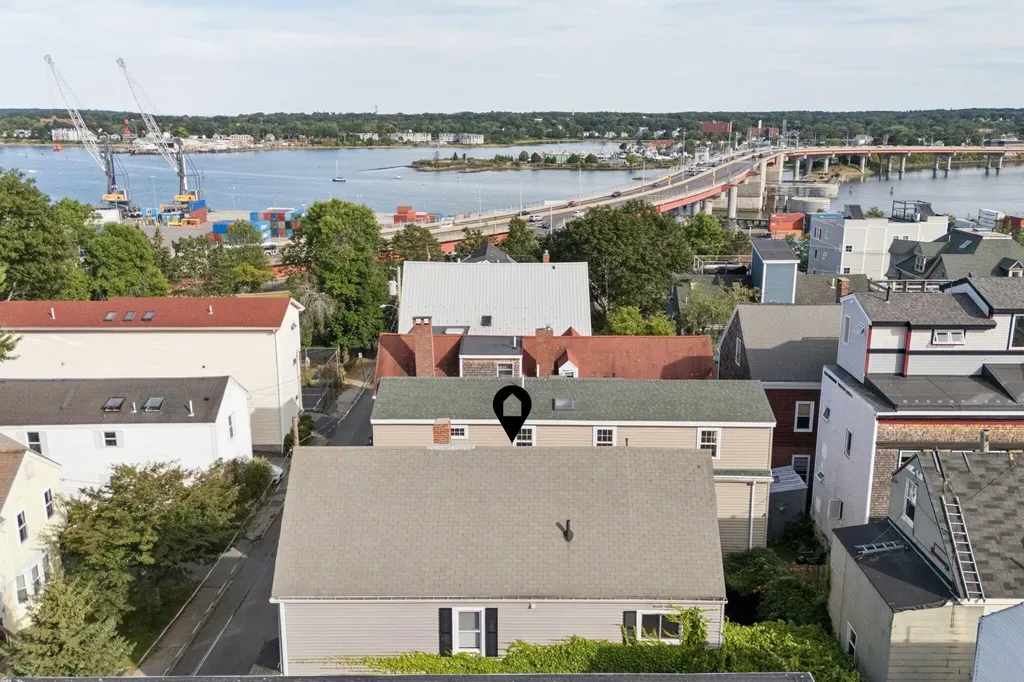 20 Tate Street Portland ME 04102