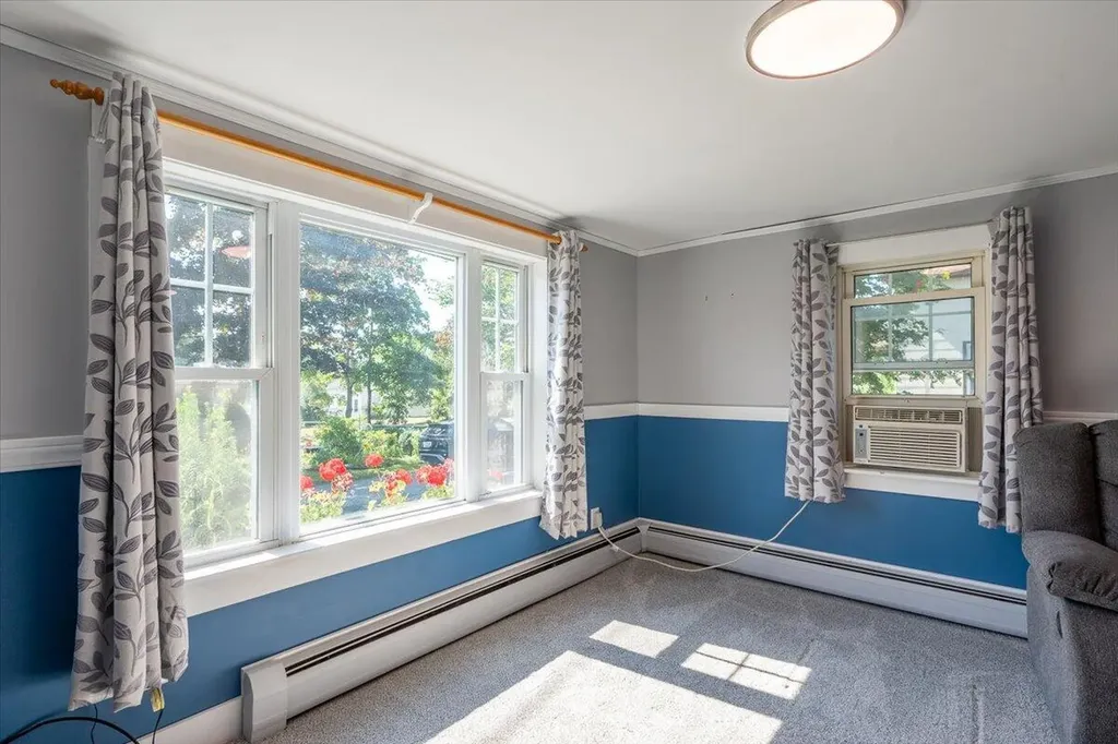 10 Spruce Street Rockland ME 04841