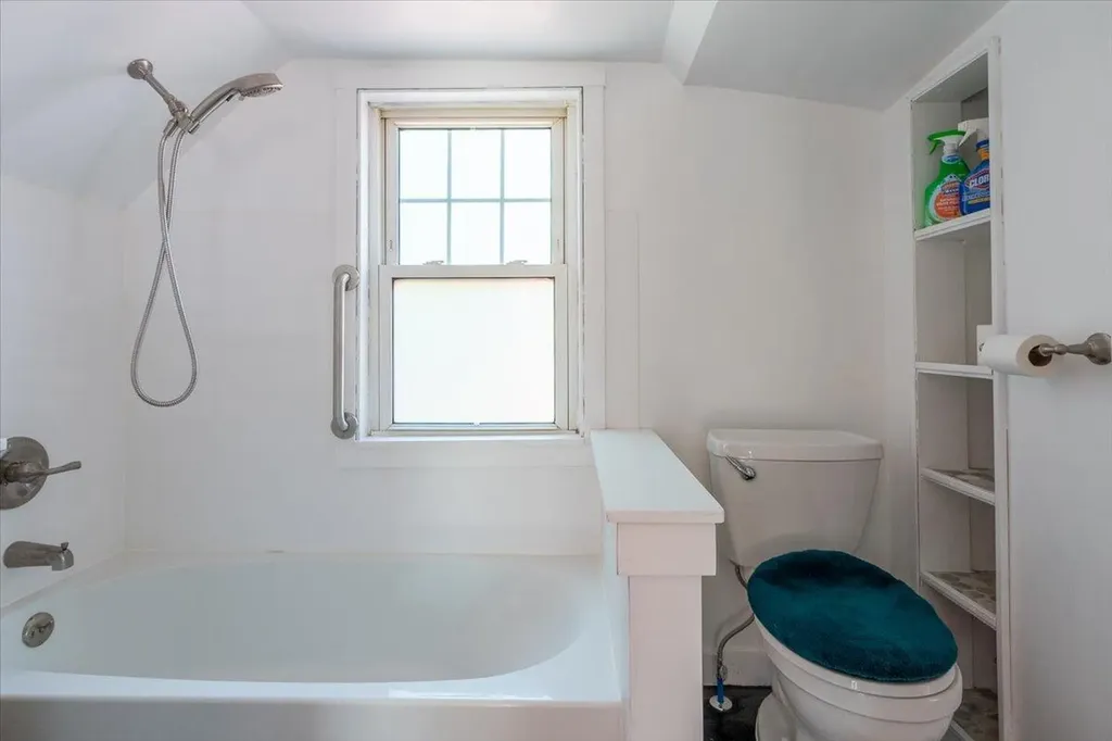 10 Spruce Street Rockland ME 04841