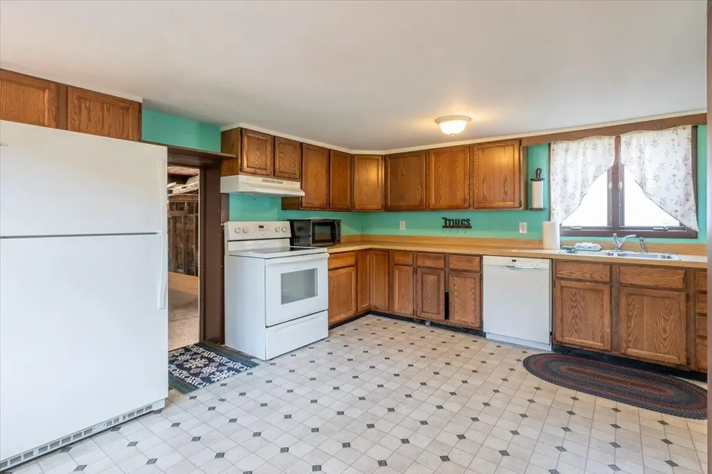 10 Spruce Street Rockland ME 04841
