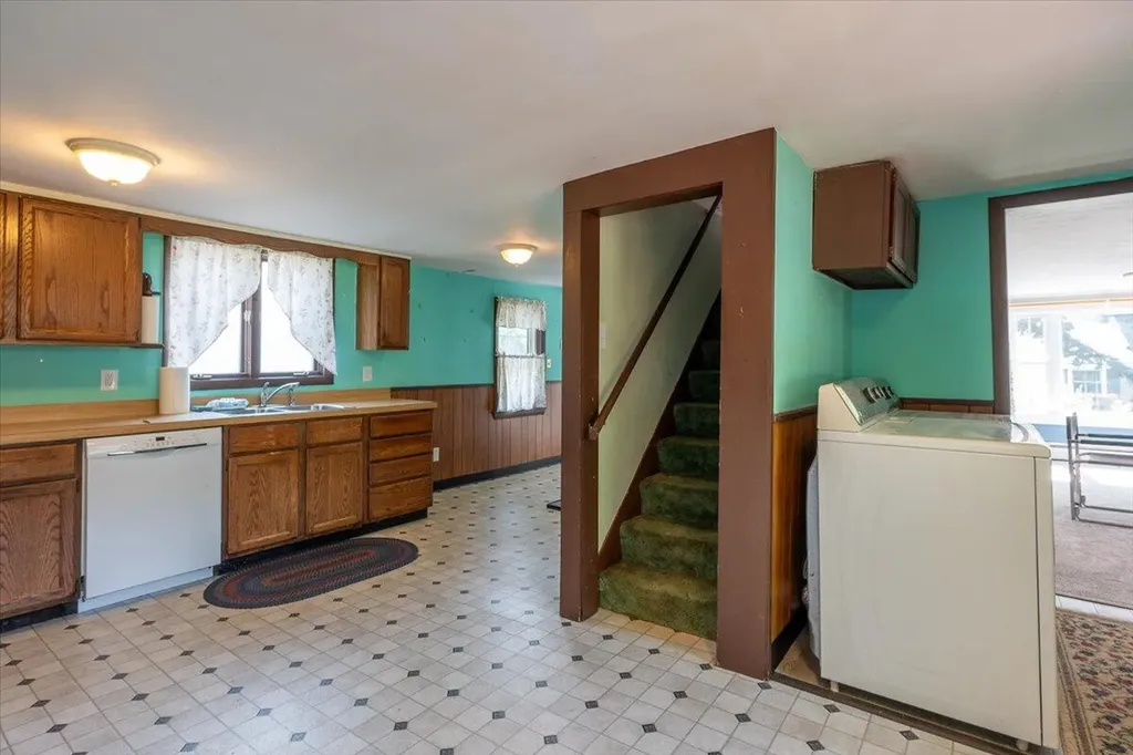 10 Spruce Street Rockland ME 04841