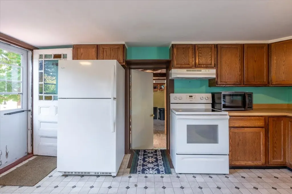 10 Spruce Street Rockland ME 04841