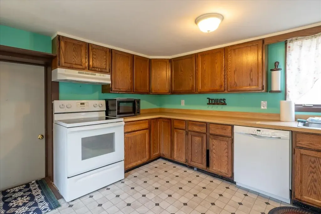 10 Spruce Street Rockland ME 04841