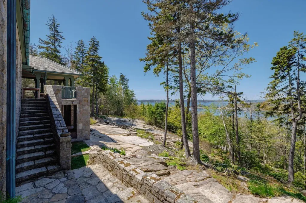 6 Cliffhanger Lane Mount Desert ME 04675