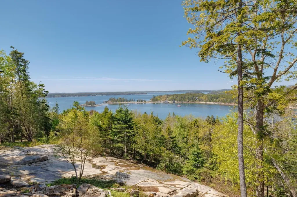 6 Cliffhanger Lane Mount Desert ME 04675