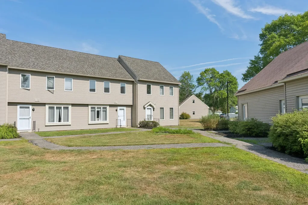 280 Longfellow Street Westbrook ME 04092