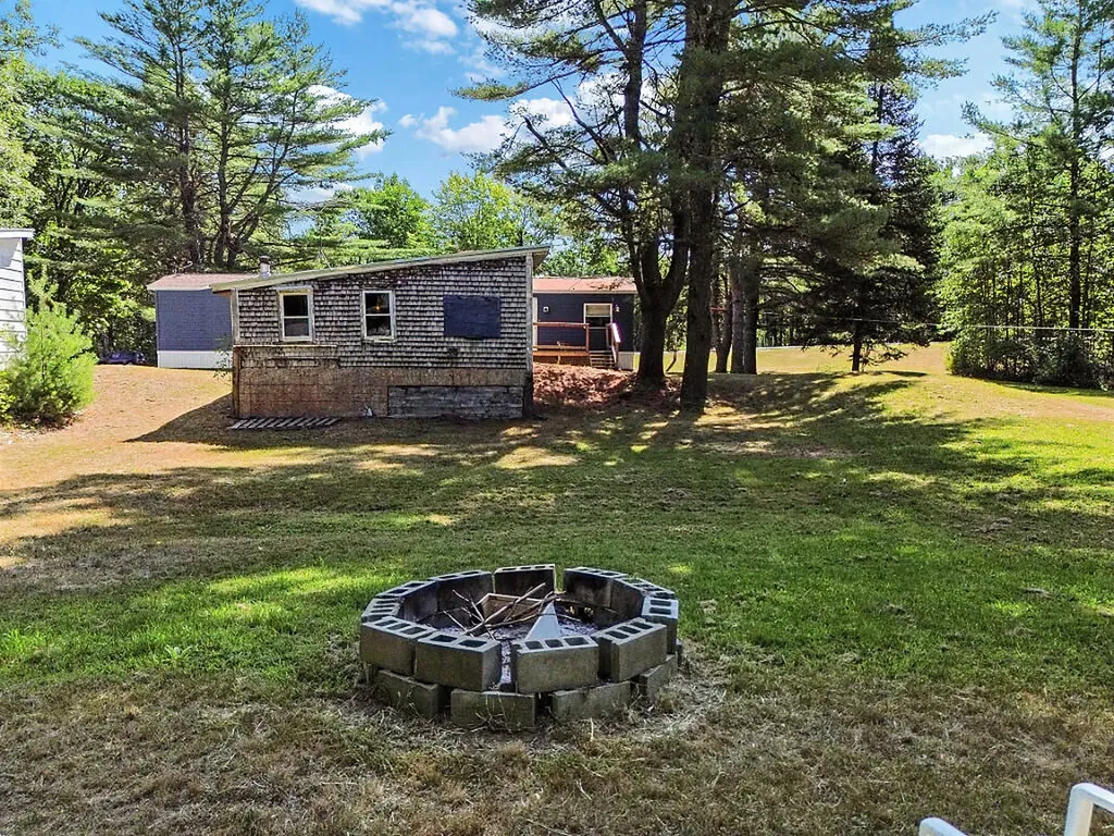 436 N Pond Road Winslow ME 04901