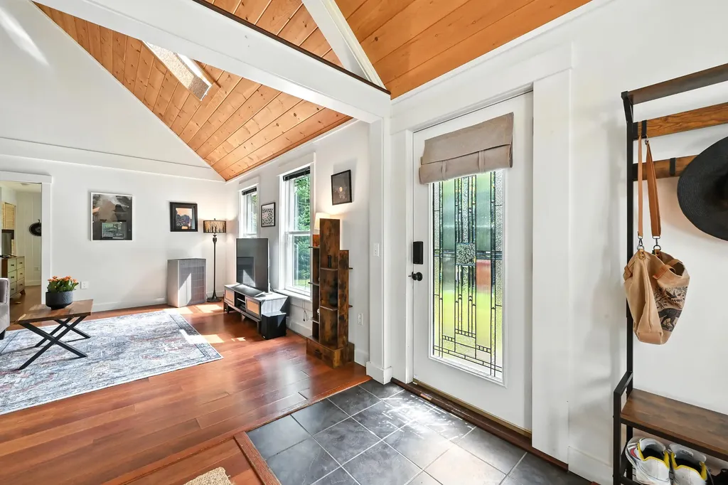 375 Kenney Road Knox ME 04986