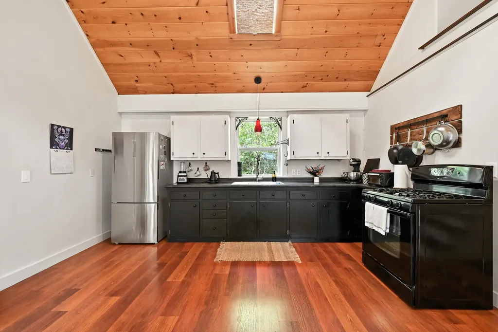 375 Kenney Road Knox ME 04986