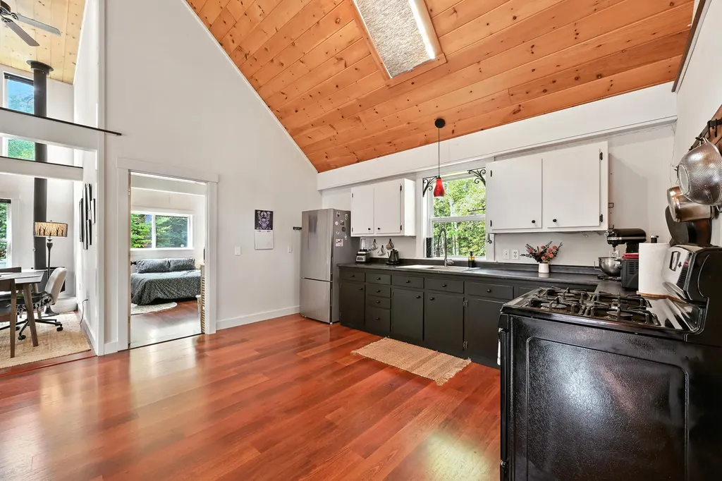 375 Kenney Road Knox ME 04986