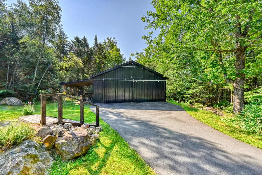 375 Kenney Road Knox ME 04986
