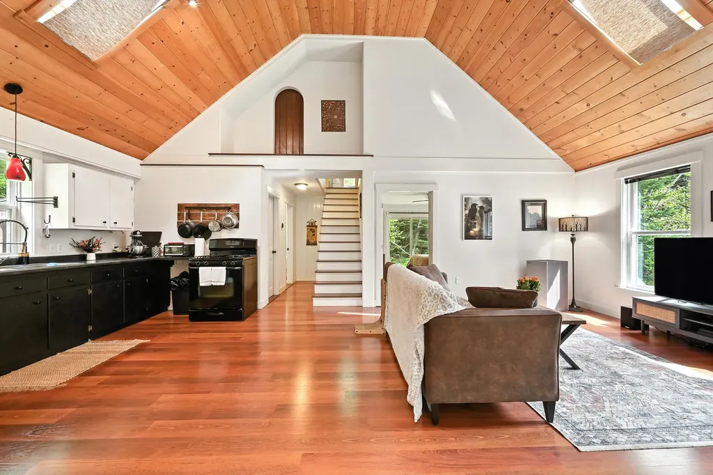375 Kenney Road Knox ME 04986