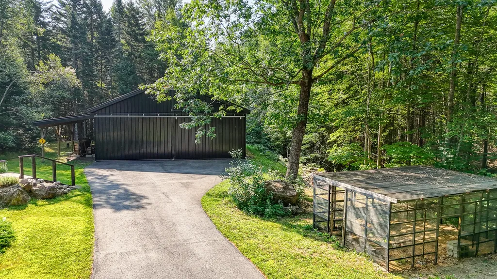 375 Kenney Road Knox ME 04986
