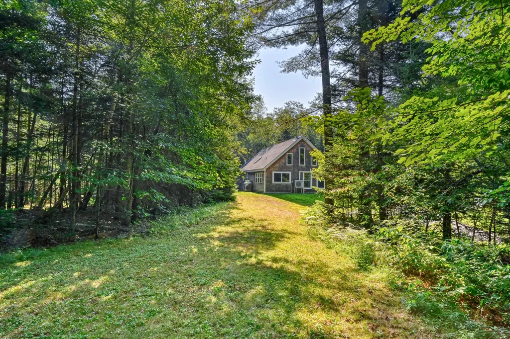 375 Kenney Road Knox ME 04986