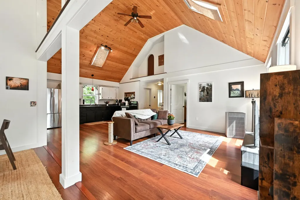 375 Kenney Road Knox ME 04986