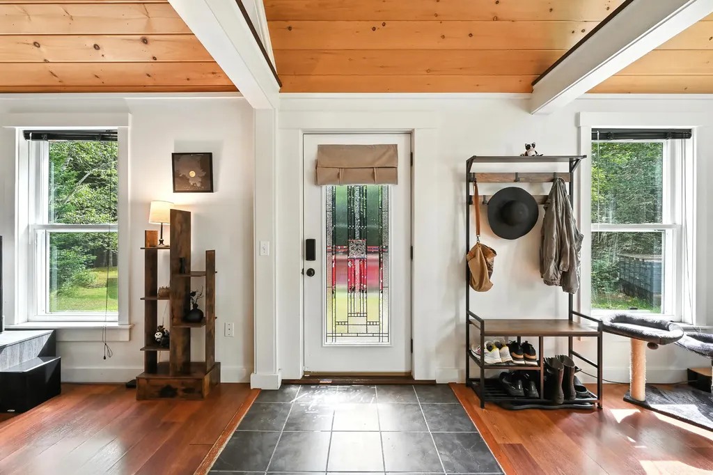 375 Kenney Road Knox ME 04986