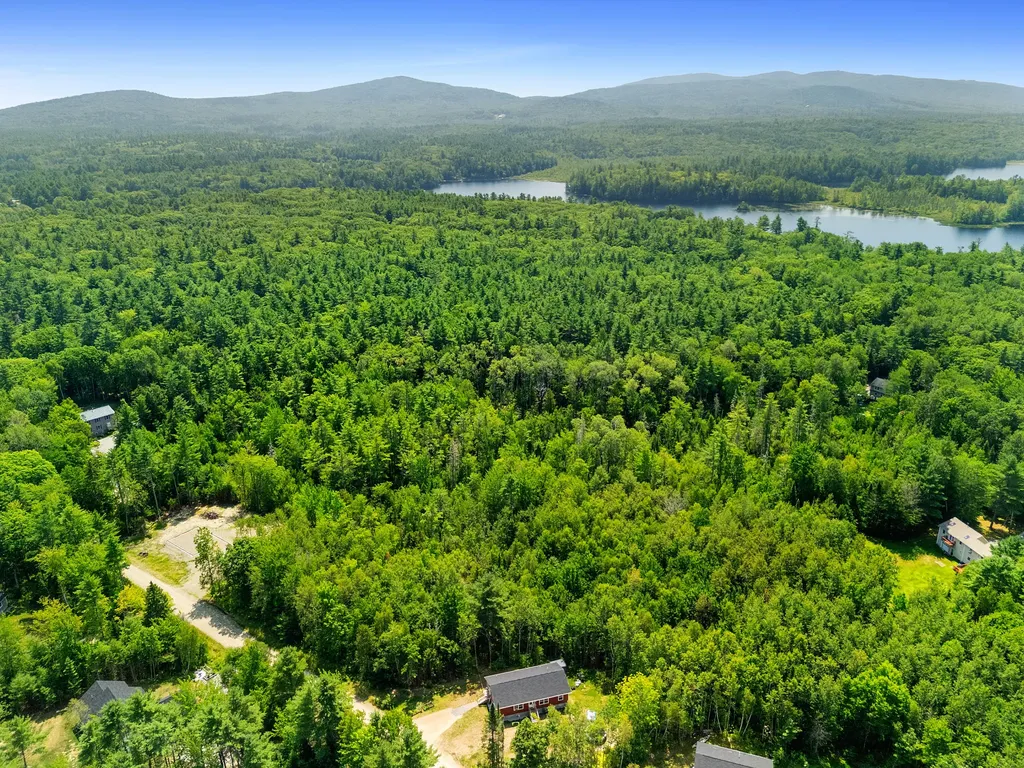 M31 L13j Samian Circle Lincolnville ME 04849