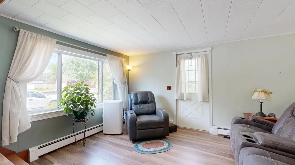 45 Hazelhurst Street Auburn ME 04210