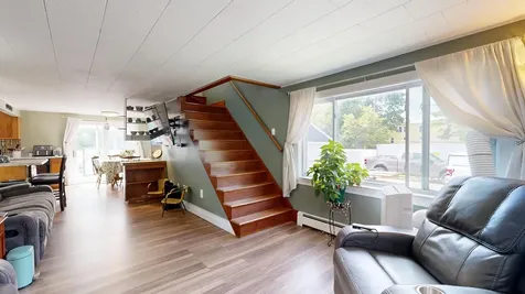 45 Hazelhurst Street Auburn ME 04210