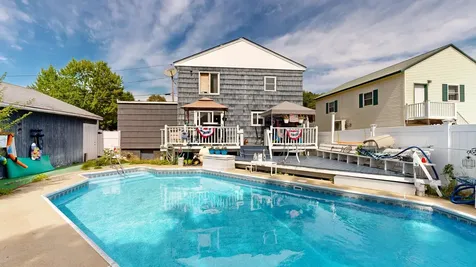 45 Hazelhurst Street Auburn ME 04210