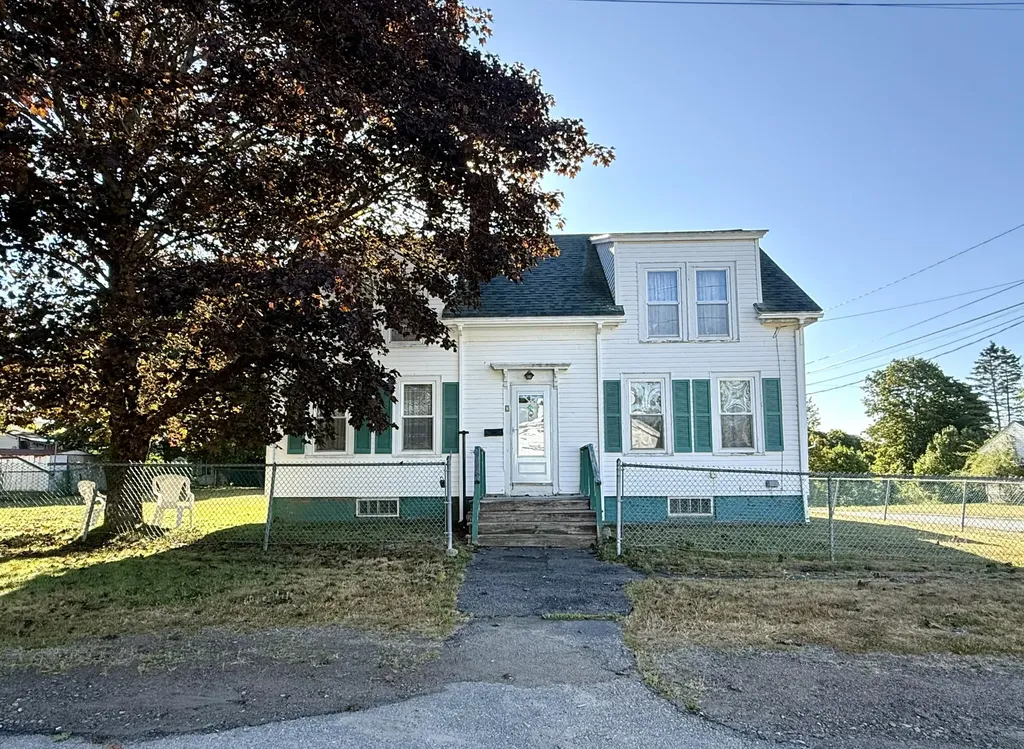7 Broadway Street Eastport ME 04631