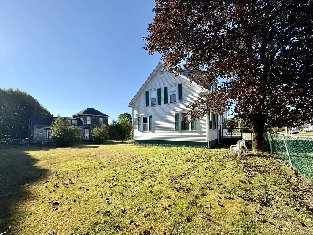 7 Broadway Street Eastport ME 04631