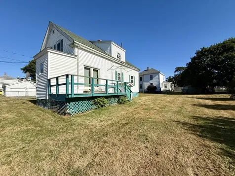 7 Broadway Street Eastport ME 04631